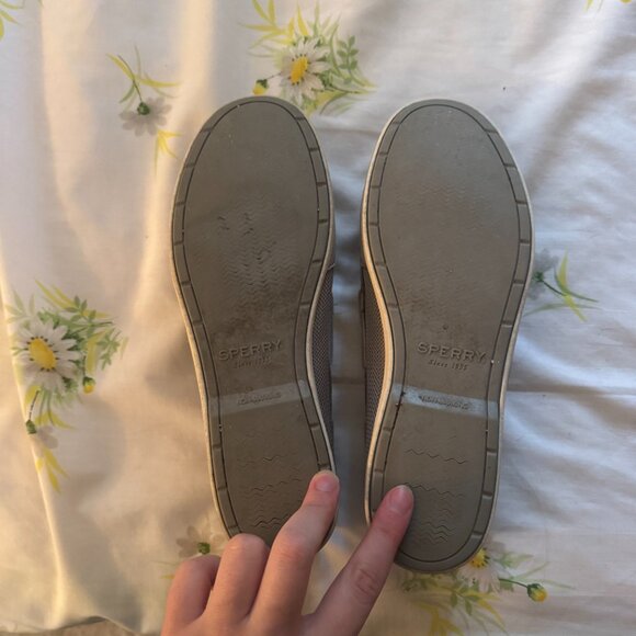 Grey/Silver Sperry's - Picture 5 of 6